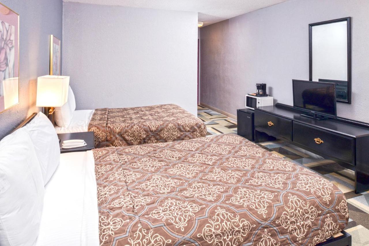 Country Garden & Suites-Benton Esterno foto
