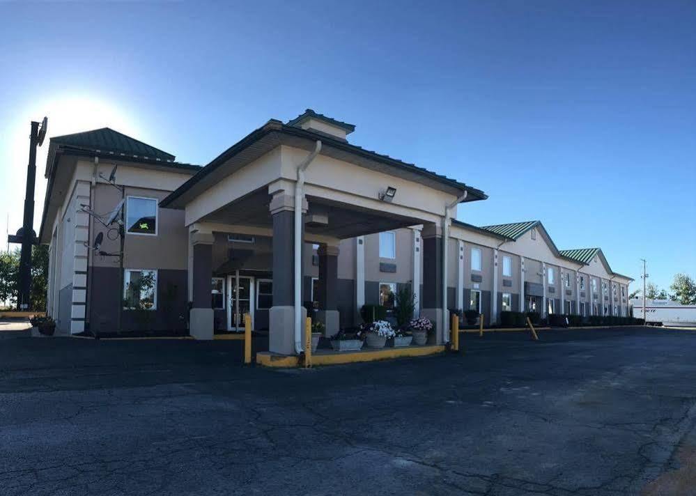 Country Garden & Suites-Benton Esterno foto